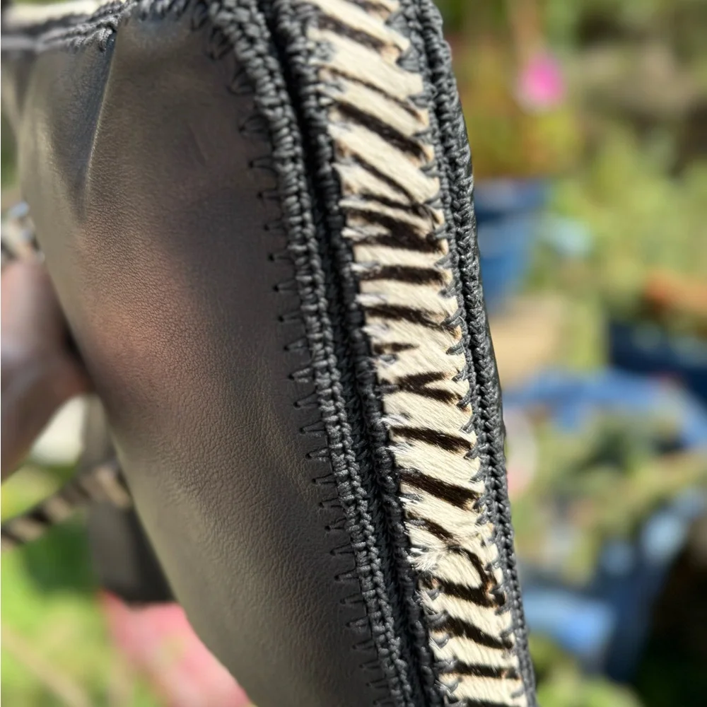 Roberto Pancani Black Leather Tote‎ with Zebra Calf-Hair Straps 👜🐾